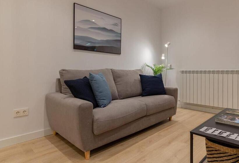 اتاق استاندارد با سرویس بهداشتی مشترک, Room4you Oviedo By Asturias Holidays