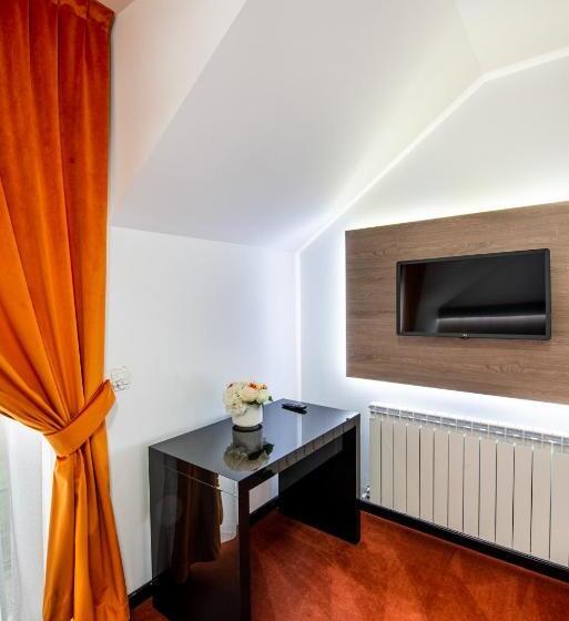 آپارتمان 1 خوابه با بالکن, Pensiunea Paradisul Verde