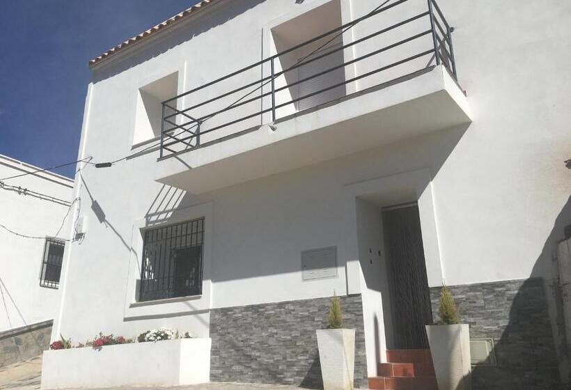 آپارتمان 3 خوابه, Casa Alma