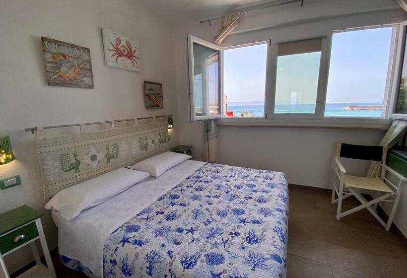 اتاق استاندارد با چشم‌انداز دریا, Casetta Al Mare