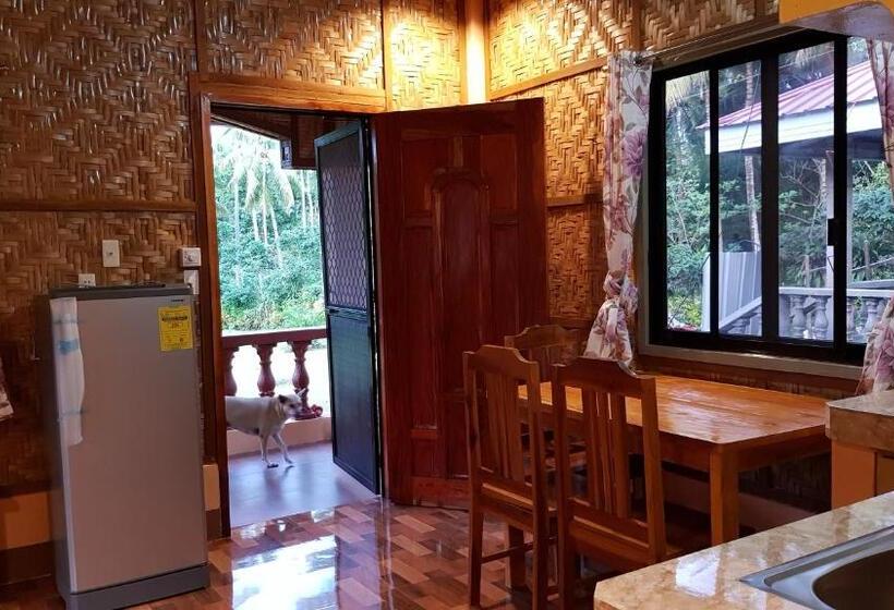 اتاق استاندارد با چشم‌انداز باغ, Paco S Garden Home Stay