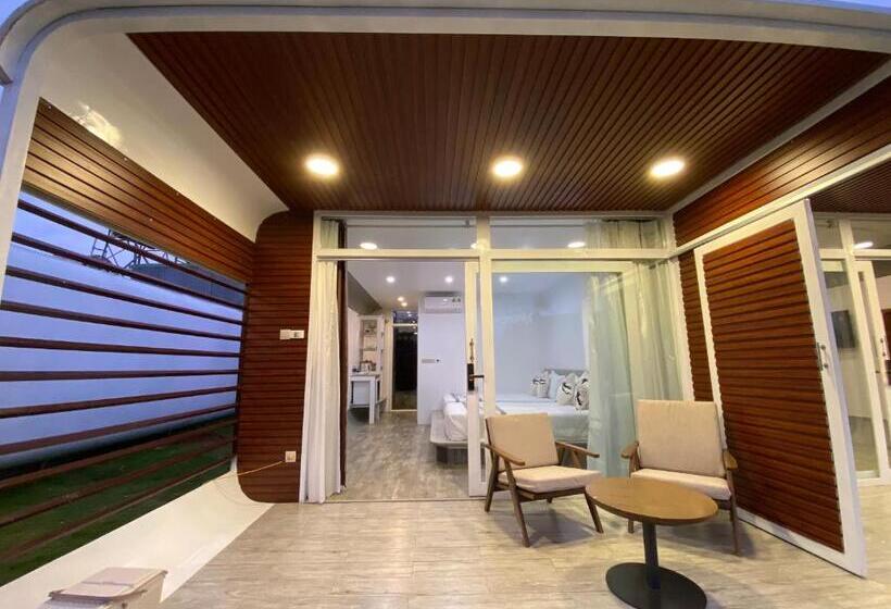 اتاق استاندارد سه تخته با چشم‌انداز باغ, Homestay Papa Garden