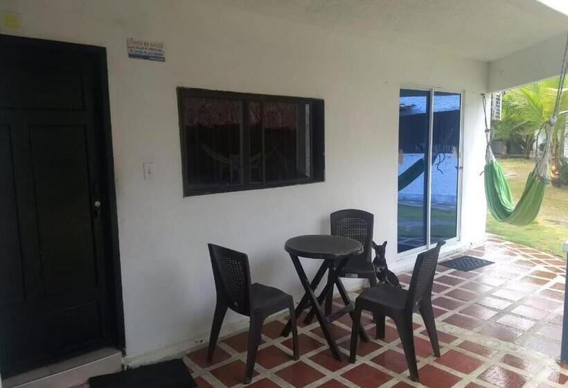 اتاق لوکس با چشم‌انداز دریا, Cabañas Villa Juakiana