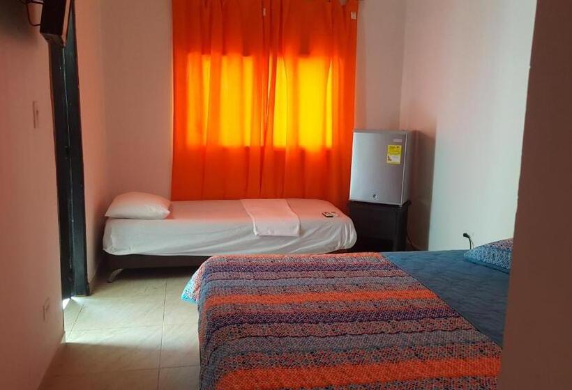 Triple Room Sea View, Cabañas Villa Juakiana