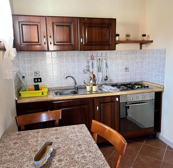 استودیوی استاندارد, Residence La Conchiglia