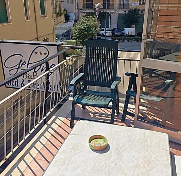 اتاق استاندارد چهار تخته, B&b Gelone