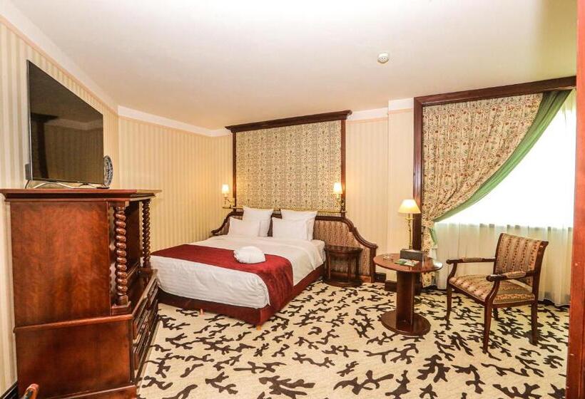سوییت جونیور, City Palace Hotel Tashkent