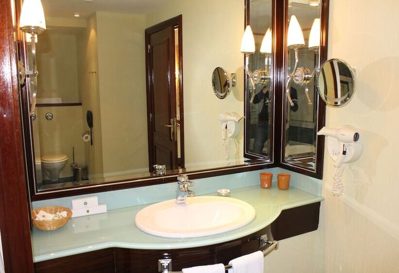 سوییت, City Palace Hotel Tashkent
