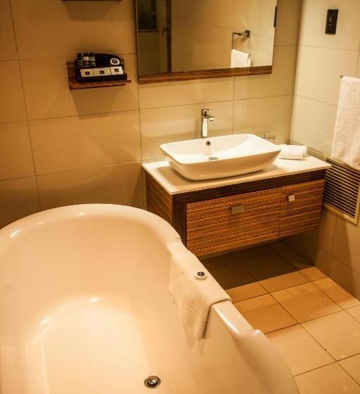 اتاق خانوادگی, Coastlands Umhlanga Hotel And Convention Centre