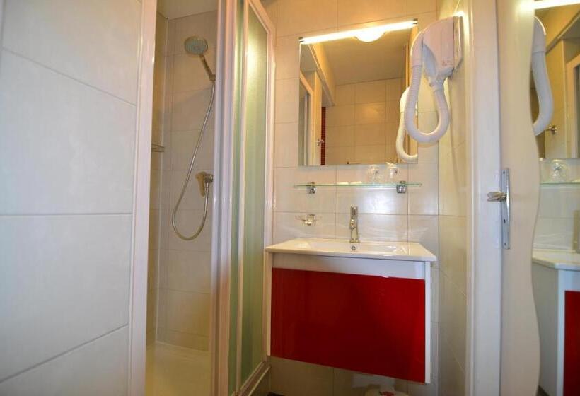 اتاق استاندارد, Brit Hotel Cahors   Le Valentré