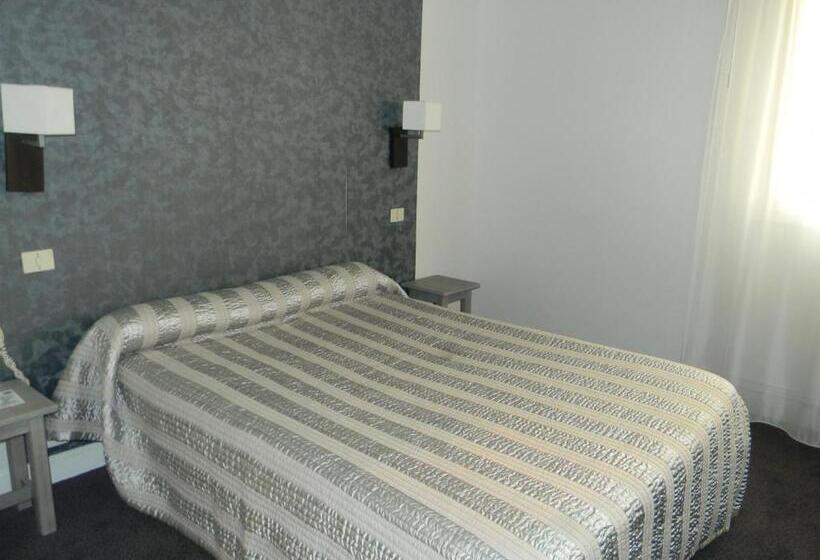 اتاق استاندارد, Brit Hotel Cahors   Le Valentré