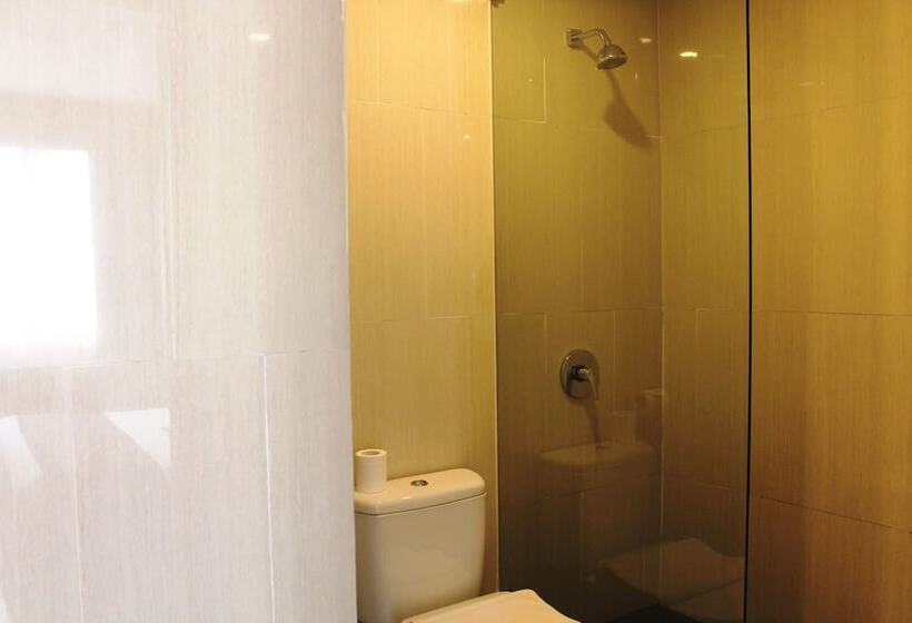 家庭套房, El Hotel Jakarta