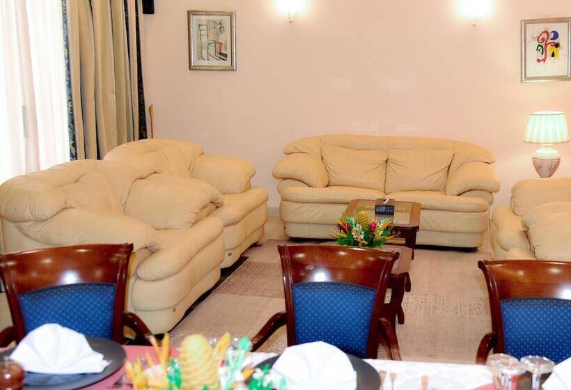 سوئیت پرزیدنت, Lancaster Ouaga 2000