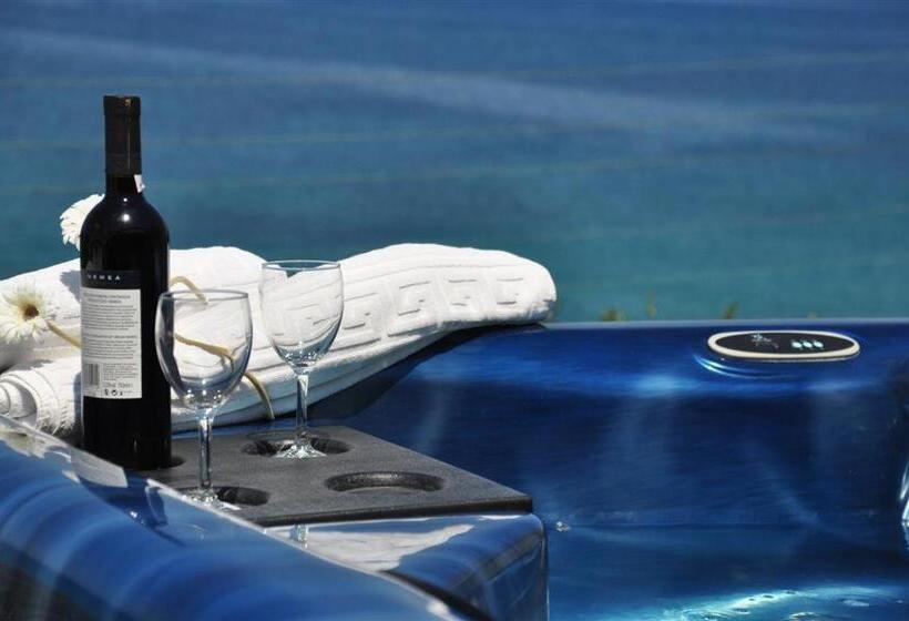 Deluxe Suite Sea View, Palms And Spas Villas Retreat