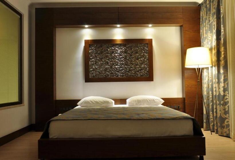 اتاق استاندارد, Veltur Turiya