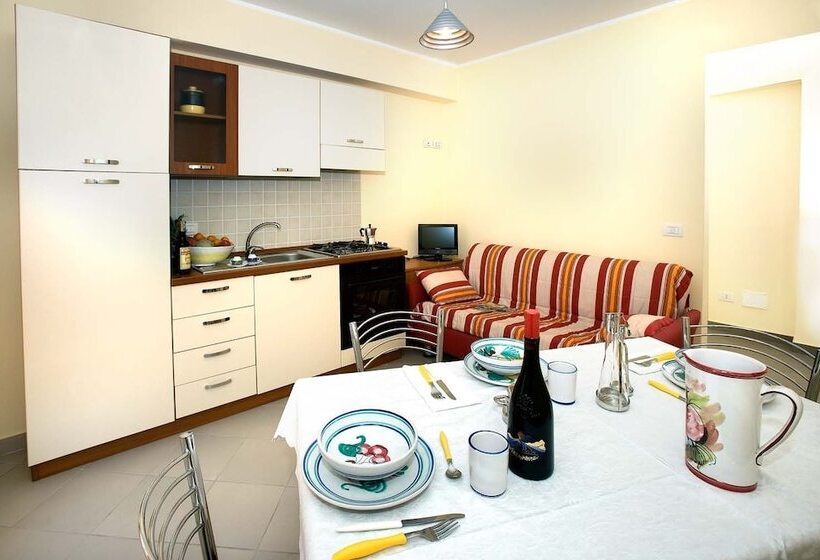 آپارتمان 1 خوابه, Riviera Ionica