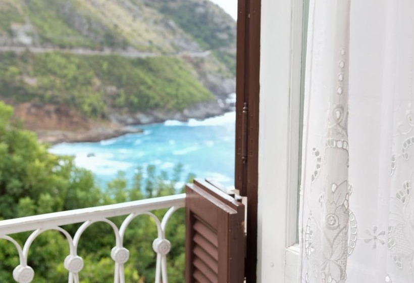 اتاق کلاسیک با چشم‌انداز دریا, Romantic Hotel & Restaurant Villa Cheta Elite
