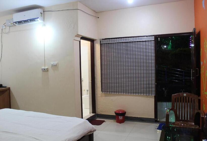 اتاق اکونومی, Greenwood Resort