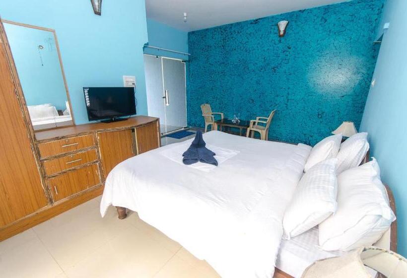 اتاق استاندارد با چشم‌انداز کوهستان, Greenwood Resort