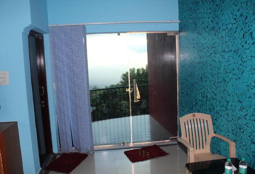 اتاق استاندارد با چشم‌انداز کوهستان, Greenwood Resort
