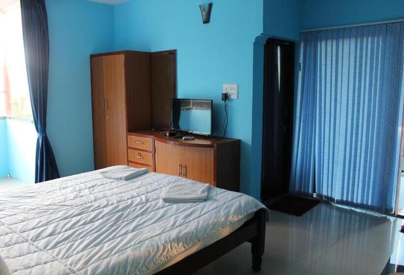 اتاق استاندارد با چشم‌انداز کوهستان, Greenwood Resort