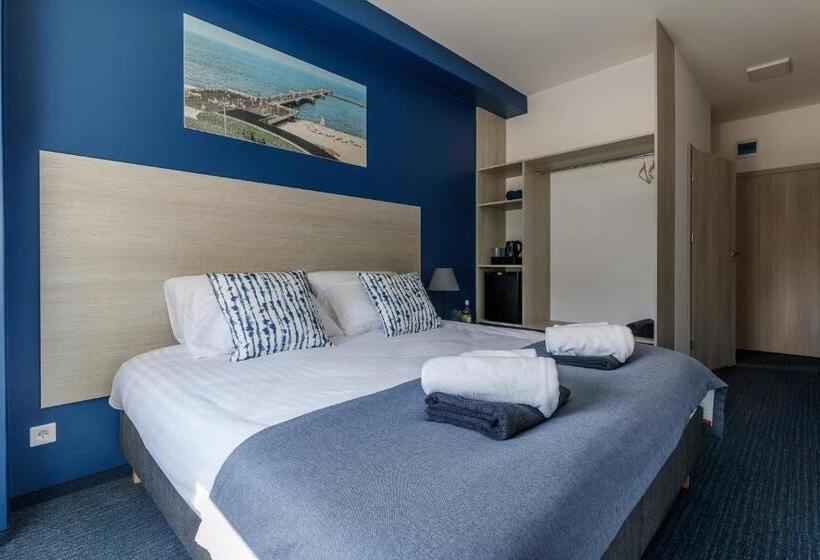 اتاق استاندارد, Aqua House