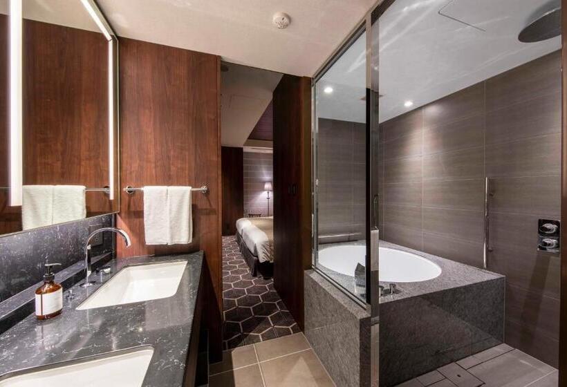 سوییت جونیور, Grandbach Tokyo Ginza