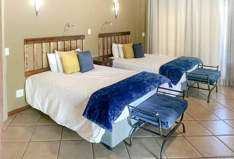 سوئیت جونیور با تخت بزرگ, Zebula Golf Estate And Spa   Zebula Golfers Lodge