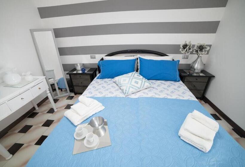 اتاق استاندارد با تخت بزرگ, Peschici Home Filocco Stanza E Bagno Privato