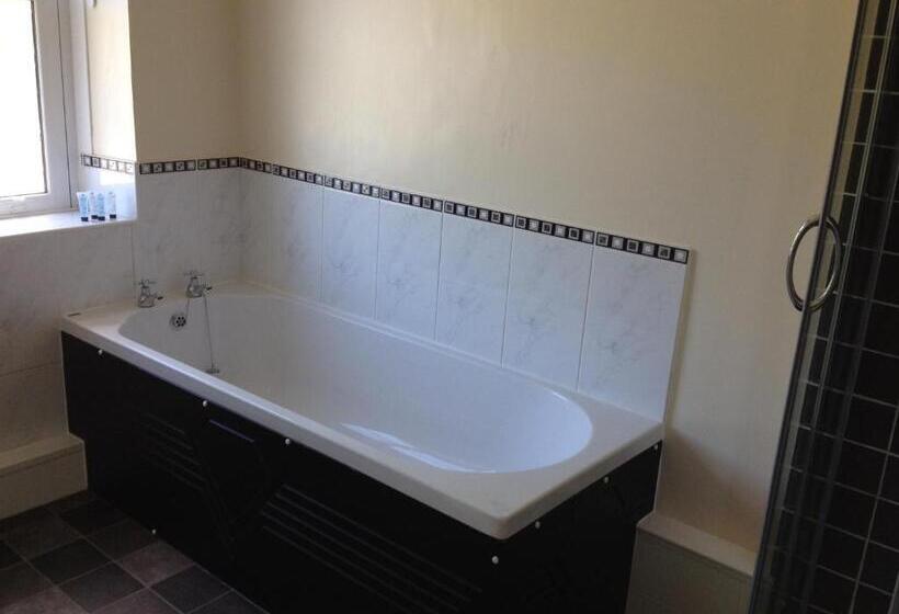 اتاق استاندارد, Tirionfa Guest House