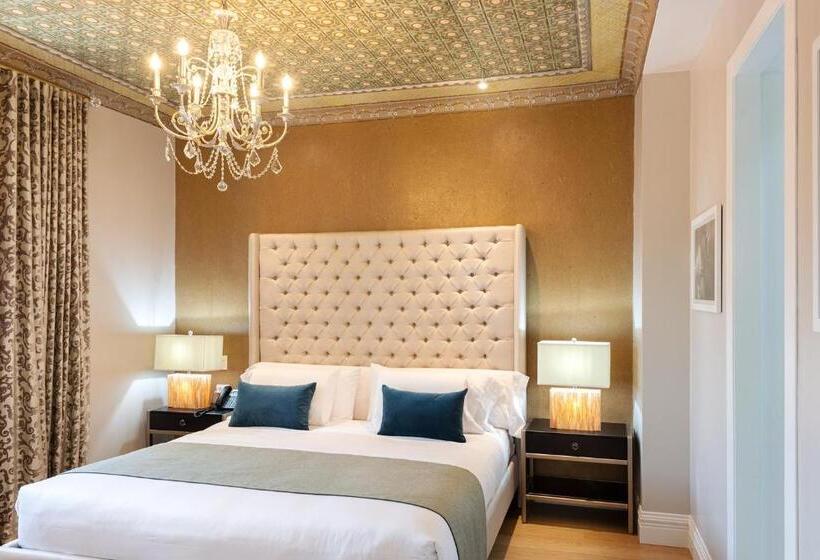 سوئیت با بالکن, Itza Hotel Boutique Internacional