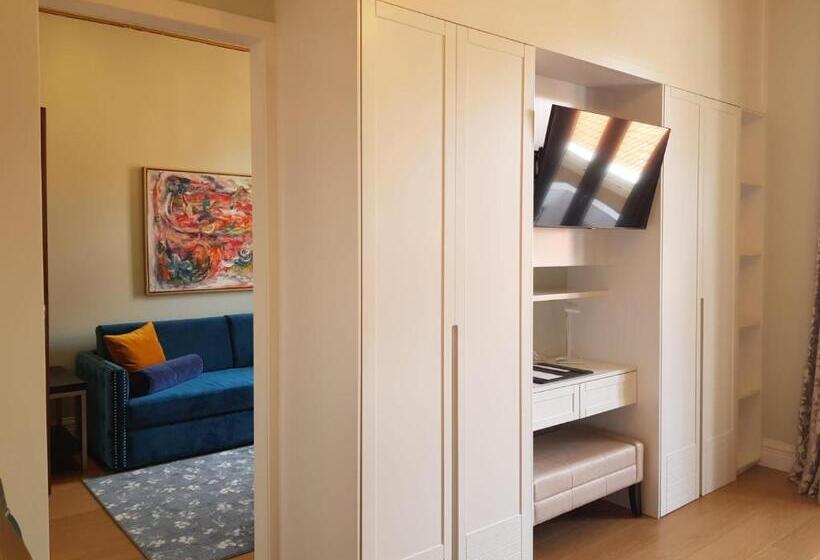 سوئیت با بالکن, Itza Hotel Boutique Internacional