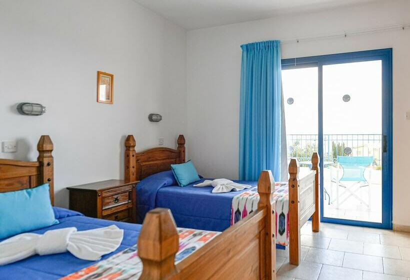 ویلای 3 خوابه با استخر, Azzurro Luxury Holiday Villas