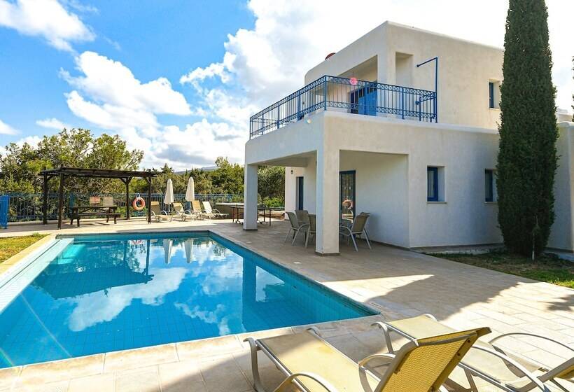 ویلای 3 خوابه با استخر, Azzurro Luxury Holiday Villas