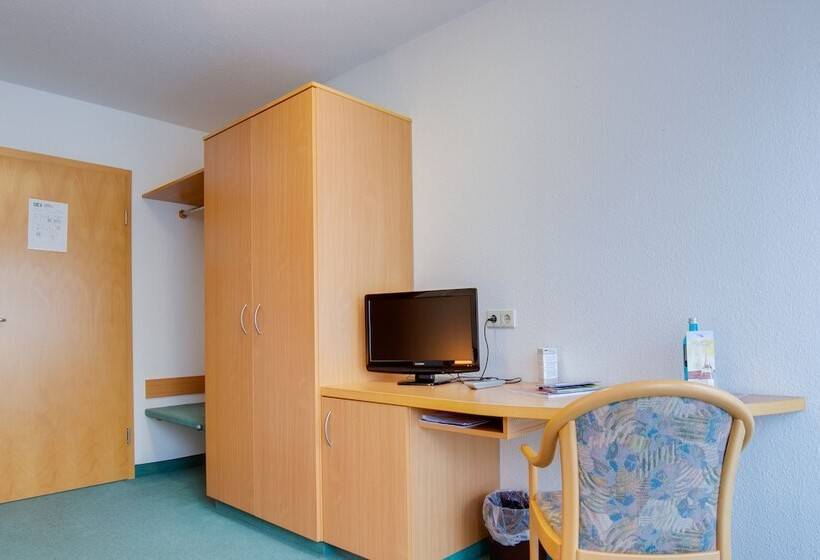 Standard Single Room, Central Hotel Friedrichshafen