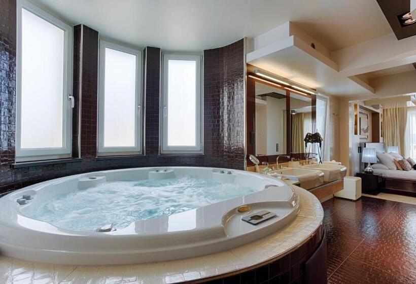 Suite Deluxe Vue Mer, Damianii Luxury Boutique Hotel & Spa