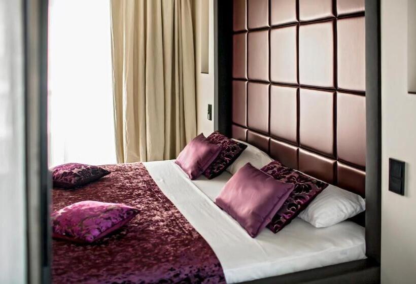 سوئیت جونیور با تخت بزرگ, Damianii Luxury Boutique Hotel & Spa
