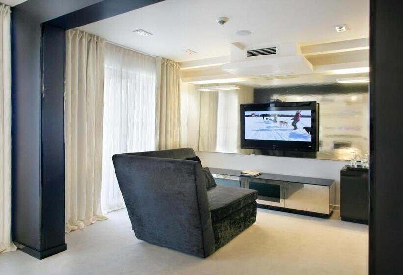 سوئیت اجرایی با چشم‌انداز دریا, Damianii Luxury Boutique Hotel & Spa