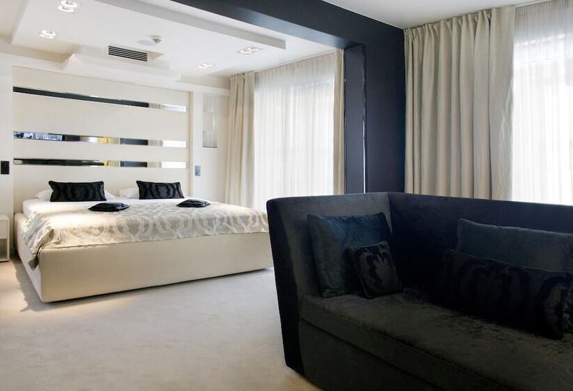 سوئیت اجرایی با چشم‌انداز دریا, Damianii Luxury Boutique Hotel & Spa