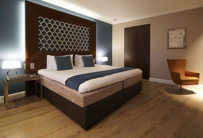 اتاق کلاب, Dux