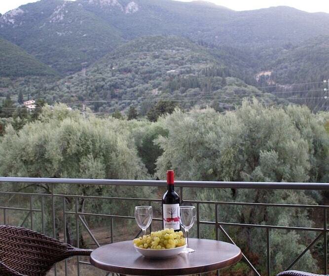استودیوی استاندارد, Eleana Boutique Hotel & Blue Infinity