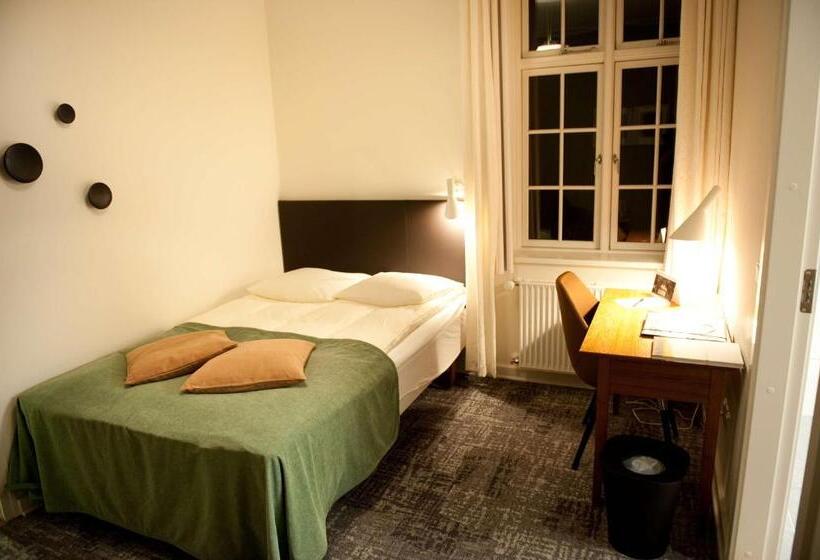 Standard Single Room, Gl. Skovridergaard, Bw Premier Collection