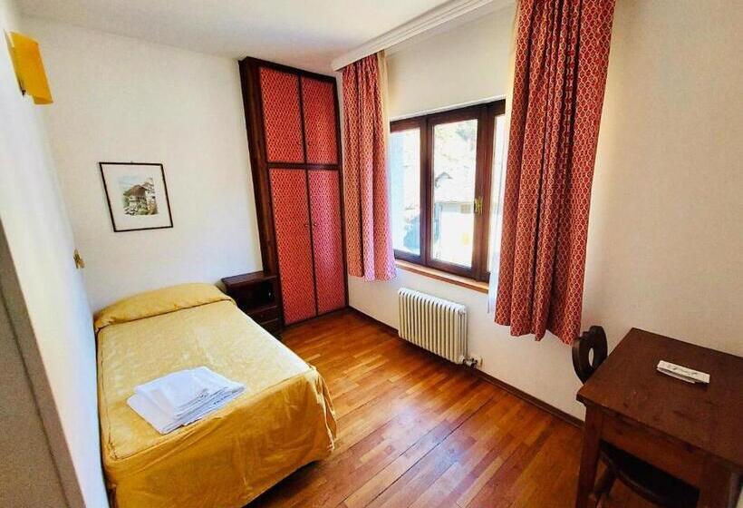 اتاق استاندارد یک نفره, Hg Hotel Italia