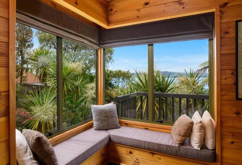 آپارتمان 1 خوابه, Koura Lodge