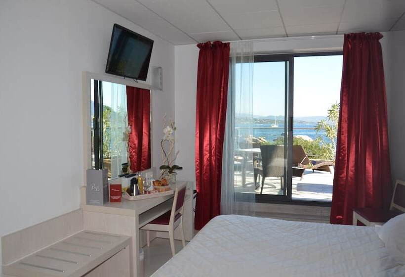 Superior Room Sea View, Les Roches Blanches