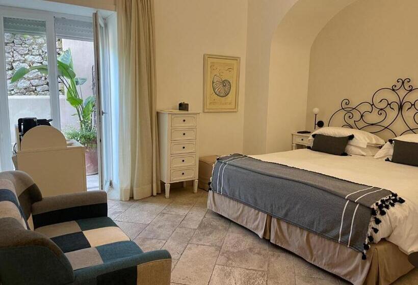 اتاق استاندارد با تراس, Orsa Maggiore