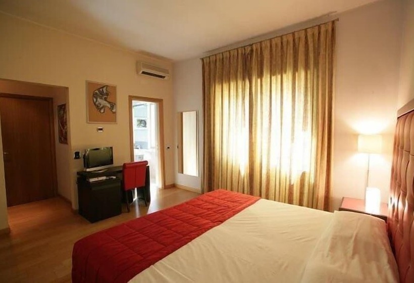 Chambre Standard, Piazza Marconi