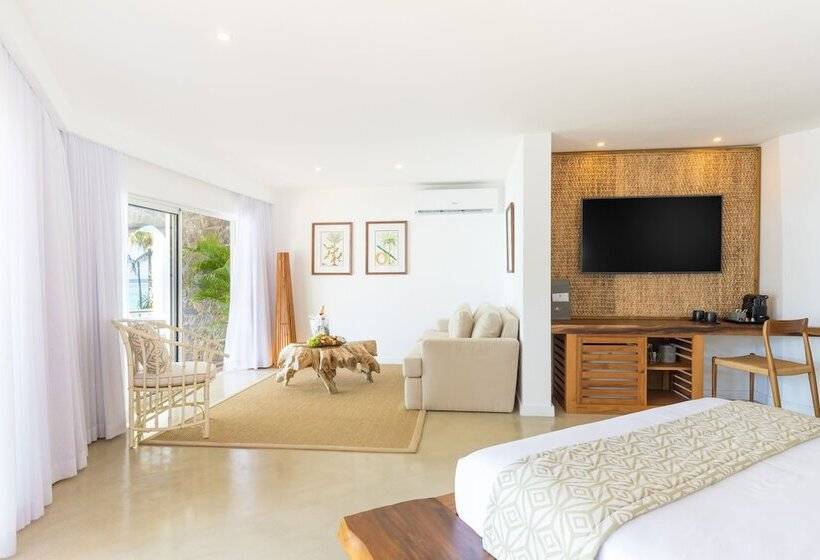 سوئیت رویال, Seasense Boutique Hotel & Spa