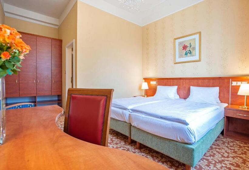 اتاق خانوادگی با چشم‌انداز باغ, Spa Resort Pawlik Aquaforum