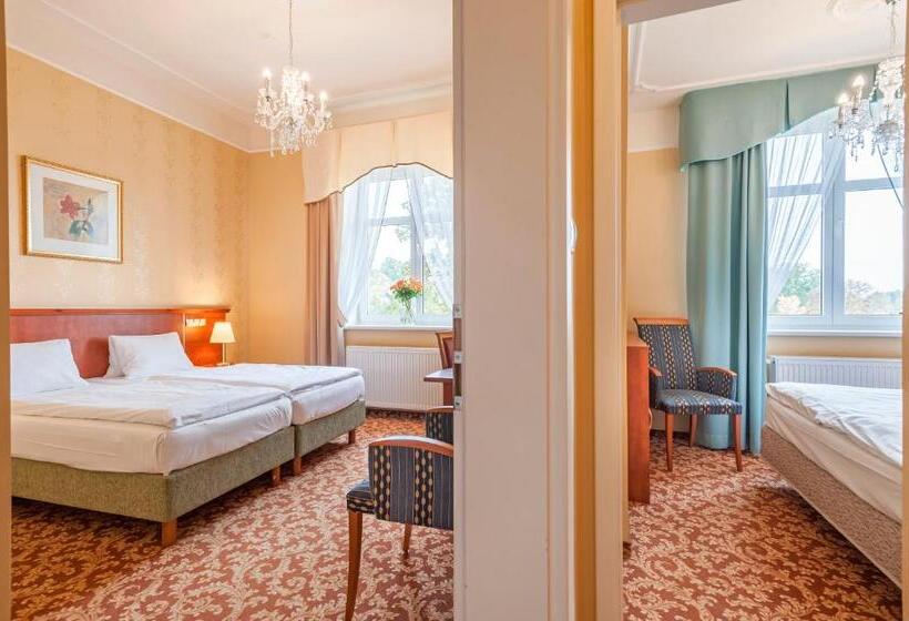 اتاق خانوادگی با چشم‌انداز باغ, Spa Resort Pawlik Aquaforum